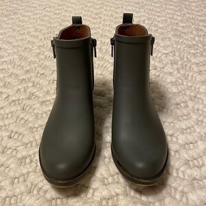 Lucky Brand Rain Booties